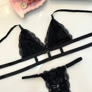 CONJUNTO LAURA